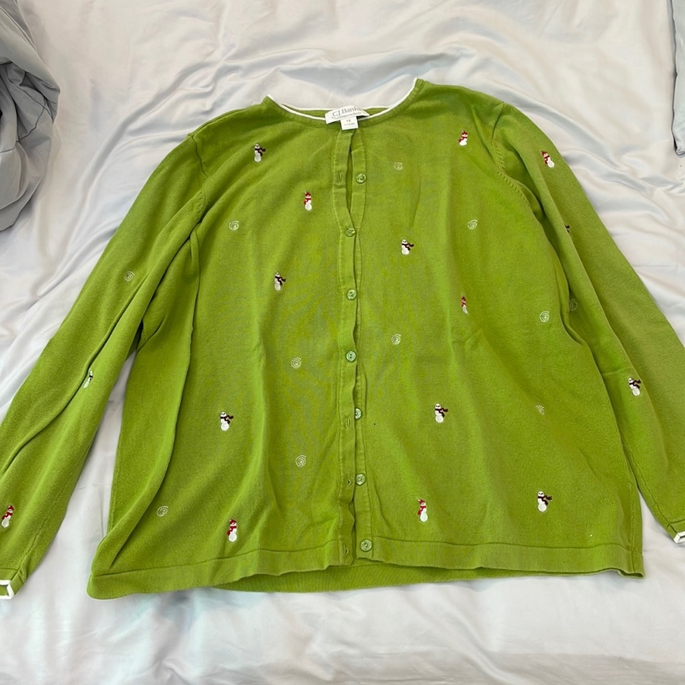 Cute snowman green cardigan!